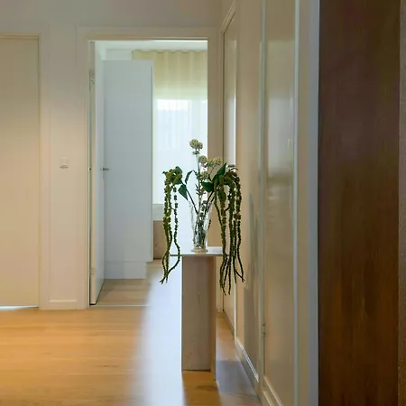 Bright Flat By The Elephant Gate In Carlsberg * Copenhague